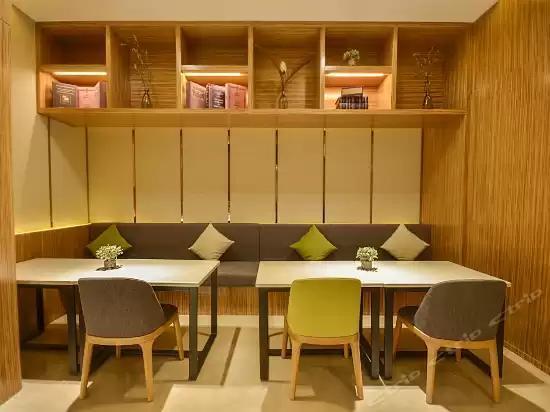 Xining Naduo Hotel Екстериор снимка